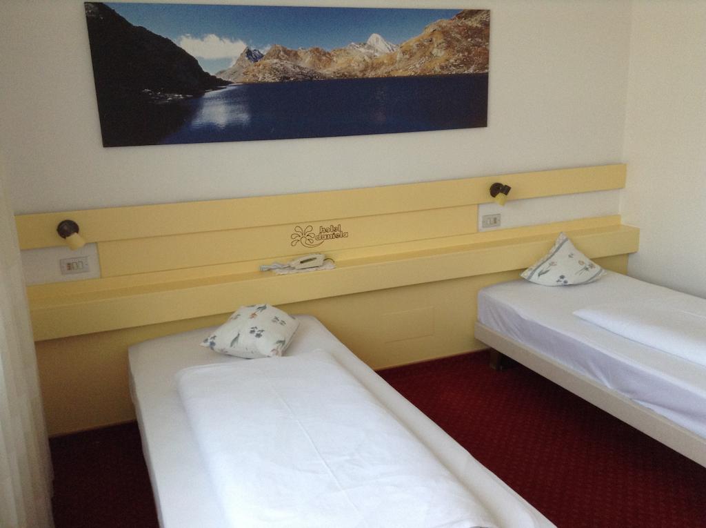 Hotel Daniela Merano Room photo